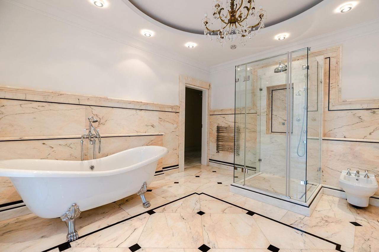 Luxury Villa Indoor Pool Warsaw Magdalenka Luaran gambar