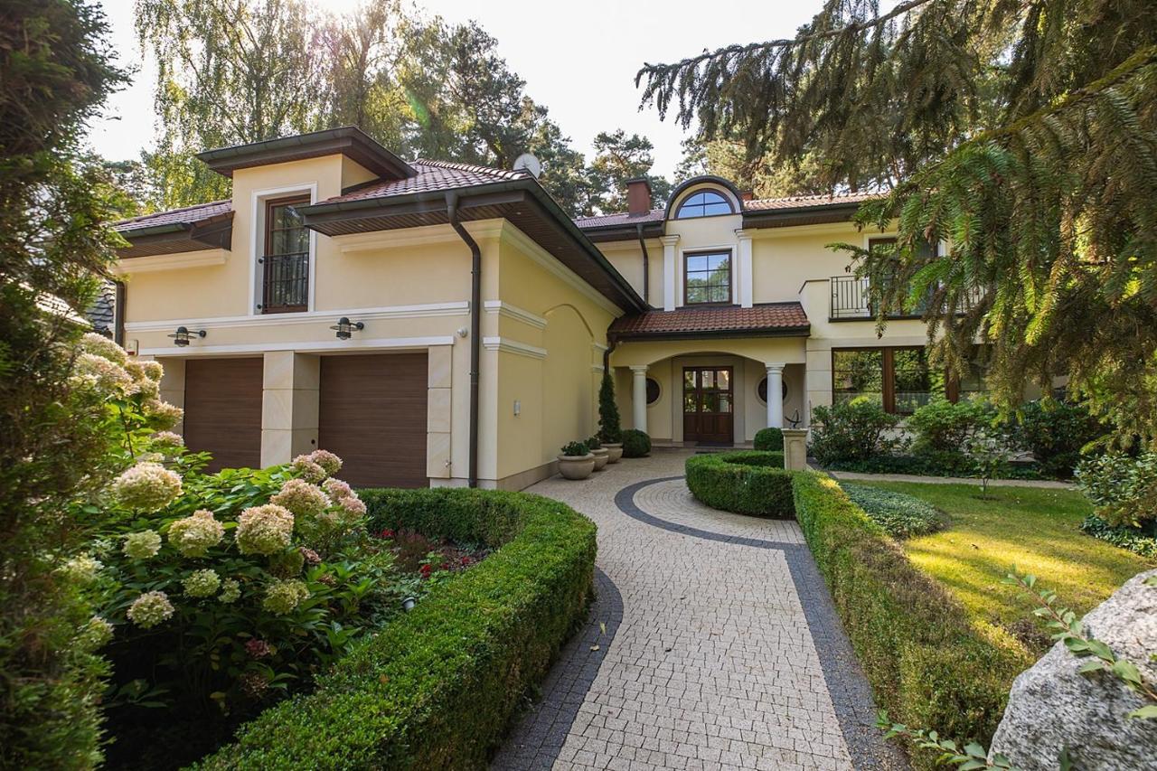 Luxury Villa Indoor Pool Warsaw Magdalenka Luaran gambar