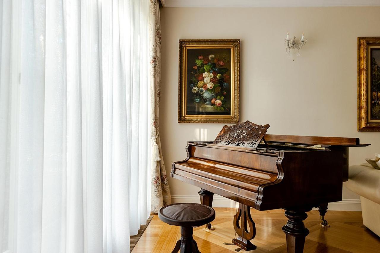 Luxury Villa Indoor Pool Warsaw Magdalenka Luaran gambar