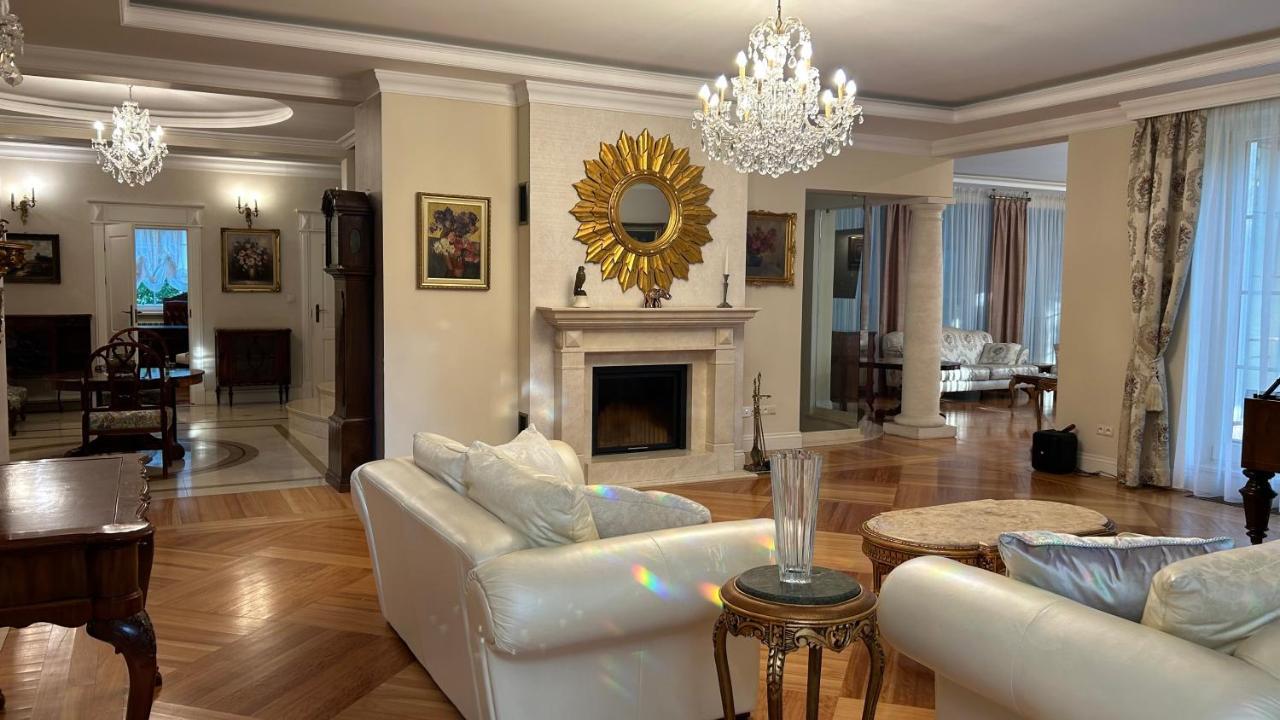 Luxury Villa Indoor Pool Warsaw Magdalenka Luaran gambar